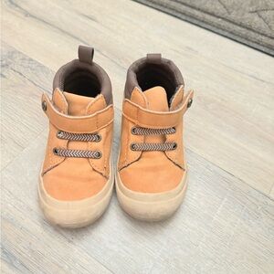 BearPaw Kids Shoes in Tan and Brown